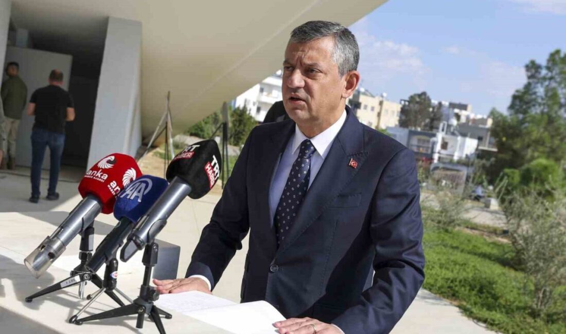 CHP Genel Başkanı Özgür Özel, KKTC’ye gerçekleştirdiği ziyaret sırasında Dr.