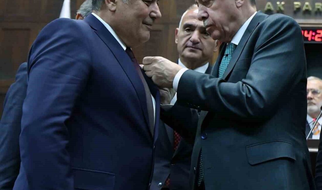 Aksu Belediye Başkanı İsa Yıldırım, CHP'den ayrılarak bağımsızlık sonrası AK