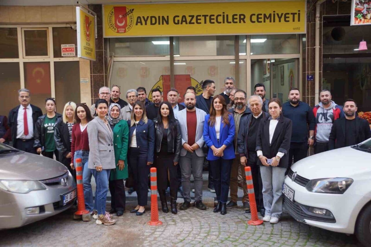 Aydın'daki CHP'ye bağlı 10 ilçe belediyesi basın temsilcileri, Aydın Gazeteciler