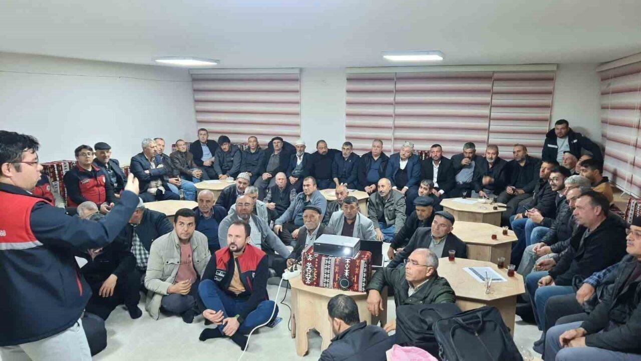 Afyonkarahisar İl Tarım ve Orman Müdürlüğü, 2025 yılı çiftçi toplantıları