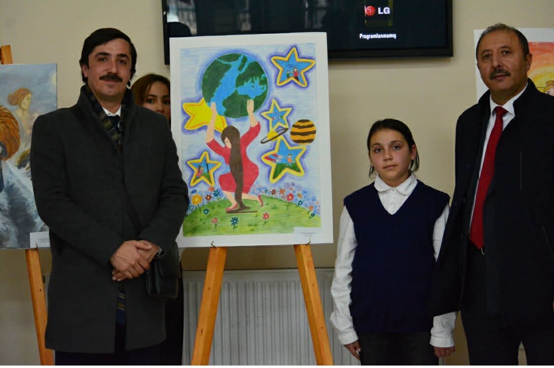 Ardahan Aile ve Sosyal Hizmetler İl Müdürlüğü, "Ailede Kadın" temalı