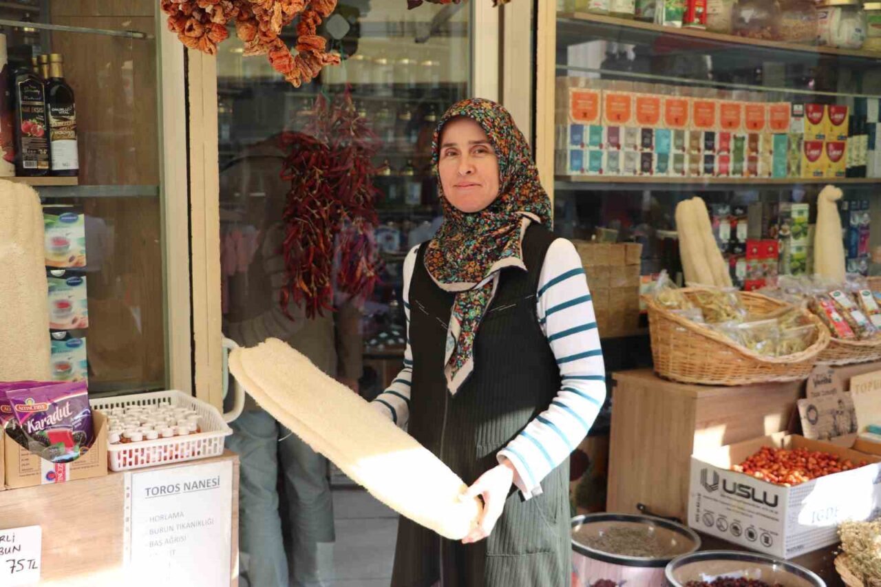 Eskişehir'de doğal ürünlere olan ilginin artmasıyla kabak lifi popülaritesini yeniden
