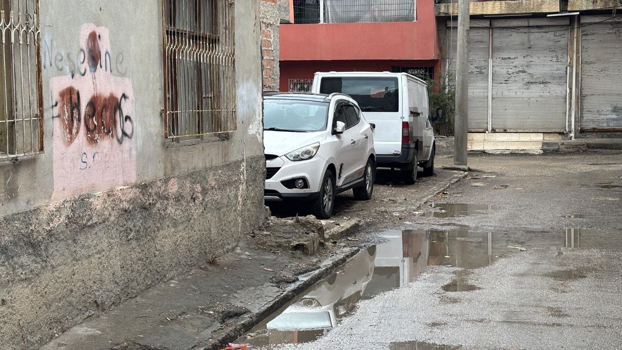 Adana’da Çocuğa Uygulanan Şiddet, Güvenlik Kameralarına Yansıdı