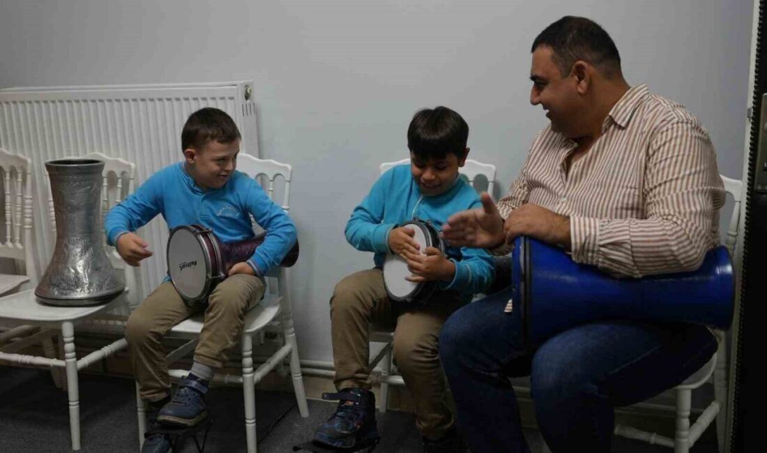 Düzce’deki Özel Eğitim Öğrencileri, Düzce Belediyesi Çocuk Üniversitesi’nde Eğlenceli Atölye Deneyimi Yaşadı Düzce'deki Namık Kemal İlkokulu'nun özel eğitim sınıfı öğrencileri, Düzce Belediyesi