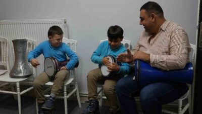 Düzce'deki Namık Kemal İlkokulu'nun özel eğitim sınıfı öğrencileri, Düzce Belediyesi