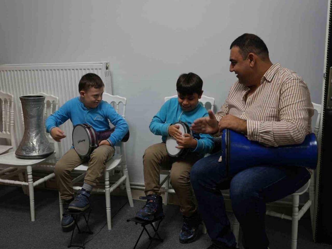 Düzce'deki Namık Kemal İlkokulu'nun özel eğitim sınıfı öğrencileri, Düzce Belediyesi