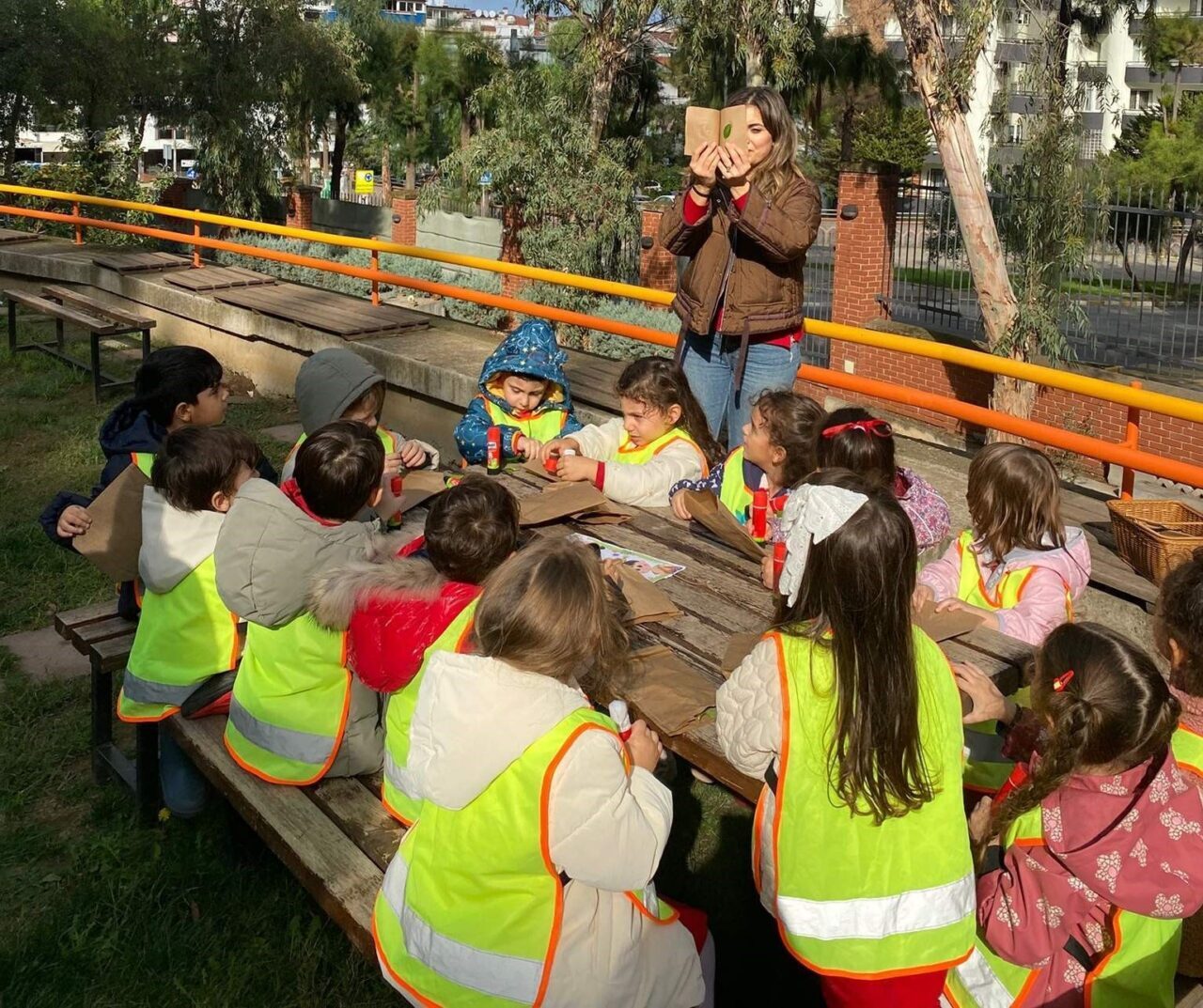 İzmir Ekonomi Üniversitesi Beyaz Köşk Uygulama Anaokulu, Küresel Okullar Programı’na Katılarak Sürdürülebilirlik Bilincini Yaygınlaştırıyor