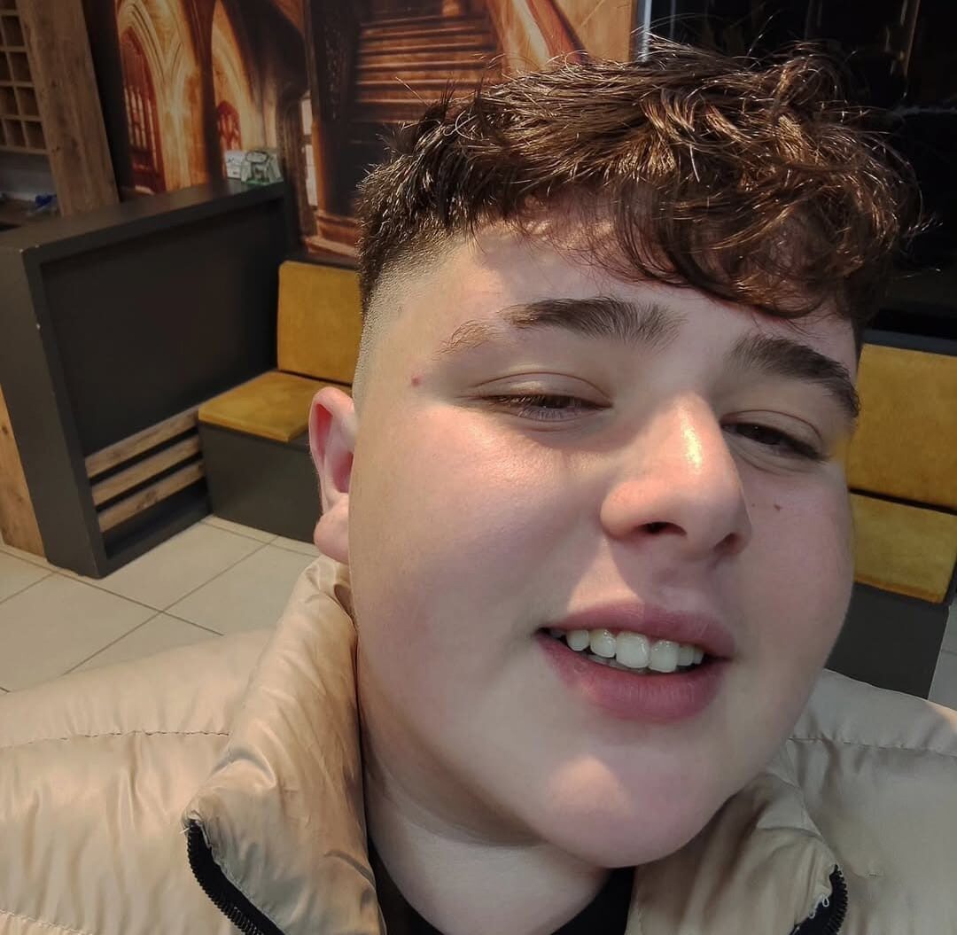 Kahramanmaraş'ta 14 yaşındaki M.K., arkadaşına şakalaşırken kazara ateş ederek onu