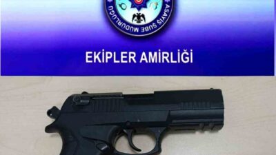 Çorum'da gerçekleştirilen denetimlerde, emniyet ekipleri 121 yerde kontrol yaparak 5