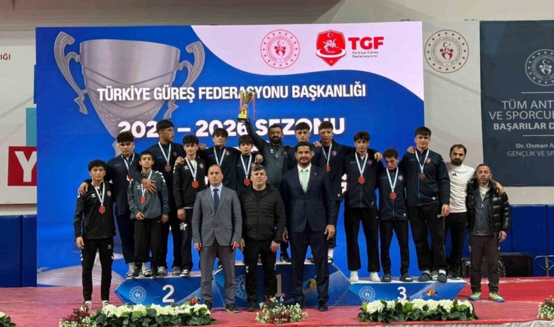 Çorum Belediyespor güreş takımı, Ankara'da düzenlenen 2025-2026 Serbest Güreş Yıldızlar