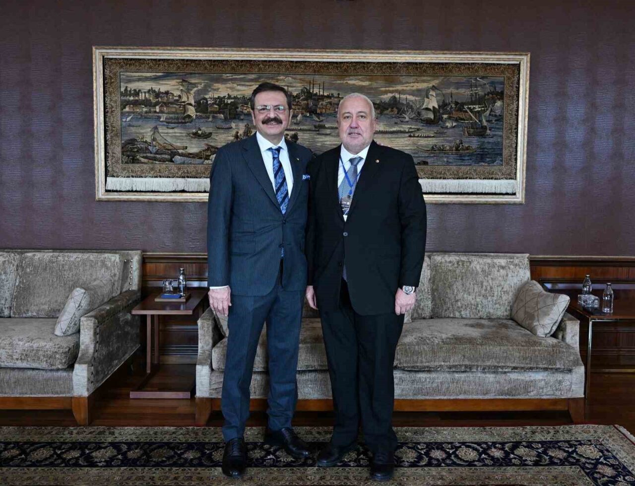 Samsun Çarşamba Ticaret Borsası heyeti, Ankara'da düzenlenen "TOBB Ticaret Merkezleri