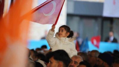 Cumhurbaşkanı Recep Tayyip Erdoğan, Adıyaman'da 350 bininci deprem konutu anahtar