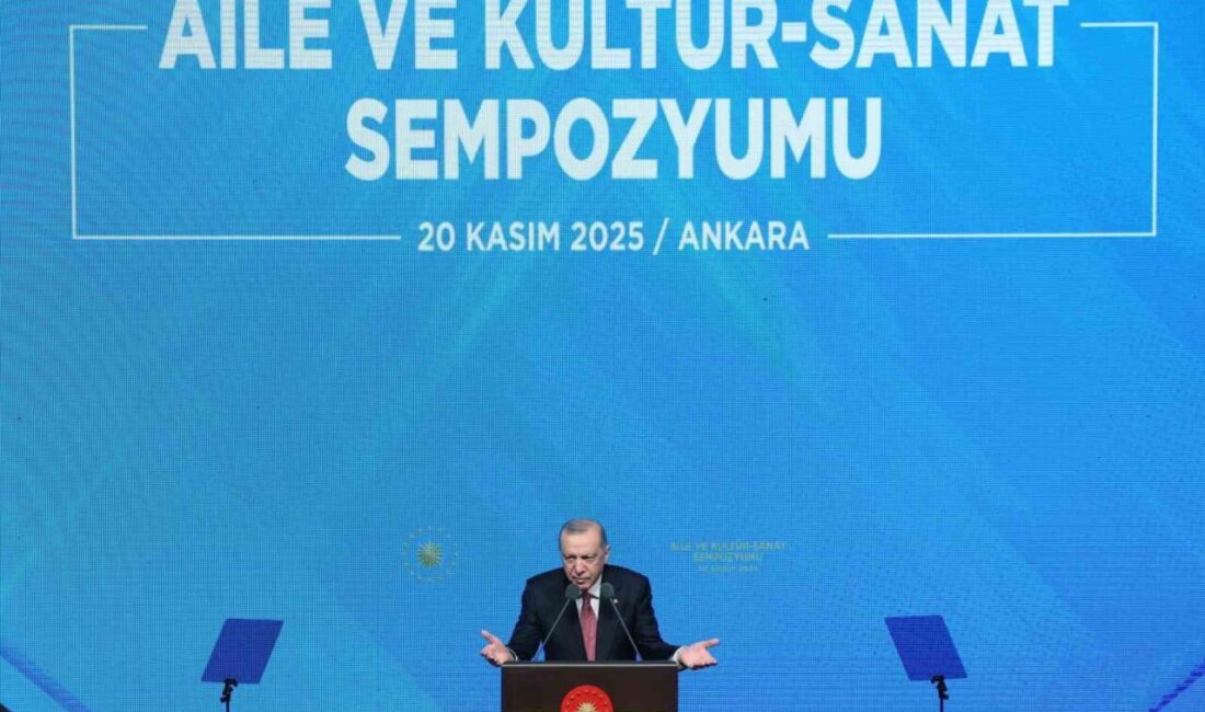 Cumhurbaşkanı Erdoğan, evlenecek gençlere yönelik desteklerin artırıldığını ve aile yapısının güçlendirilmesi için 2025’i “Aile Yılı” olarak ilan ettiklerini duyurdu. Cumhurbaşkanı Recep Tayyip Erdoğan, Aile ve Kültür-Sanat Sempozyumu'nda evlenecek gençlere