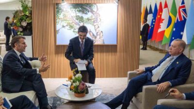 Cumhurbaşkanı Recep Tayyip Erdoğan, G20 Zirvesi dolayısıyla Güney Afrika'da Fransa