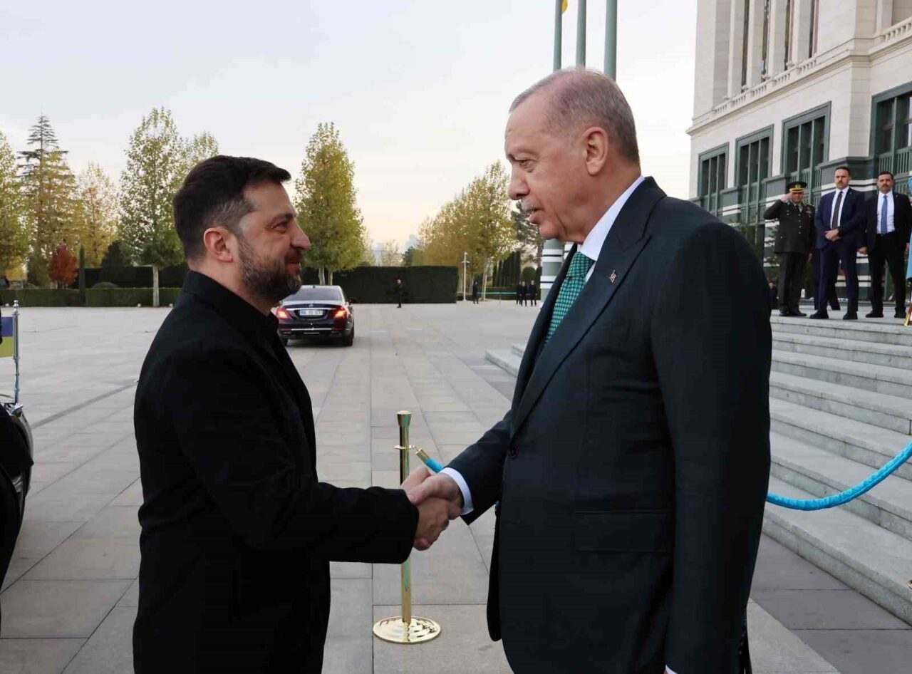 Cumhurbaşkanı Recep Tayyip Erdoğan ve Ukrayna Devlet Başkanı Vladimir Zelenskiy,
