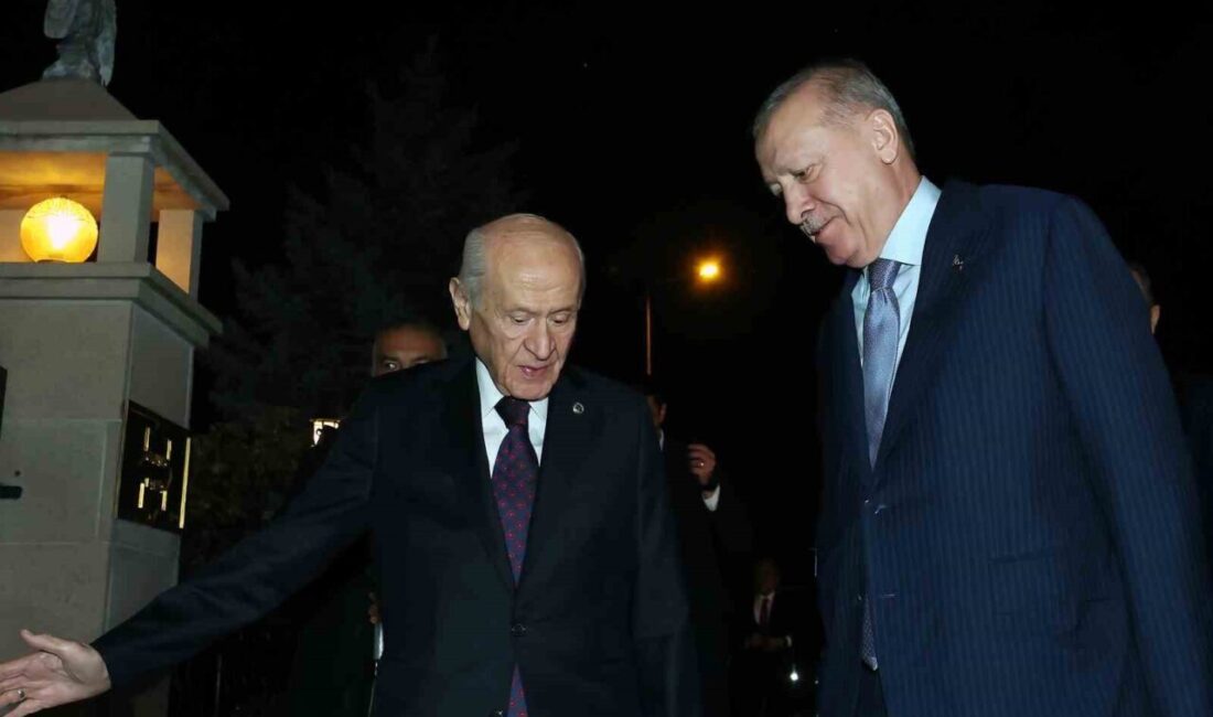 Cumhurbaşkanı Recep Tayyip Erdoğan, MHP Genel Başkanı Devlet Bahçeli'yi Beytepe'deki
