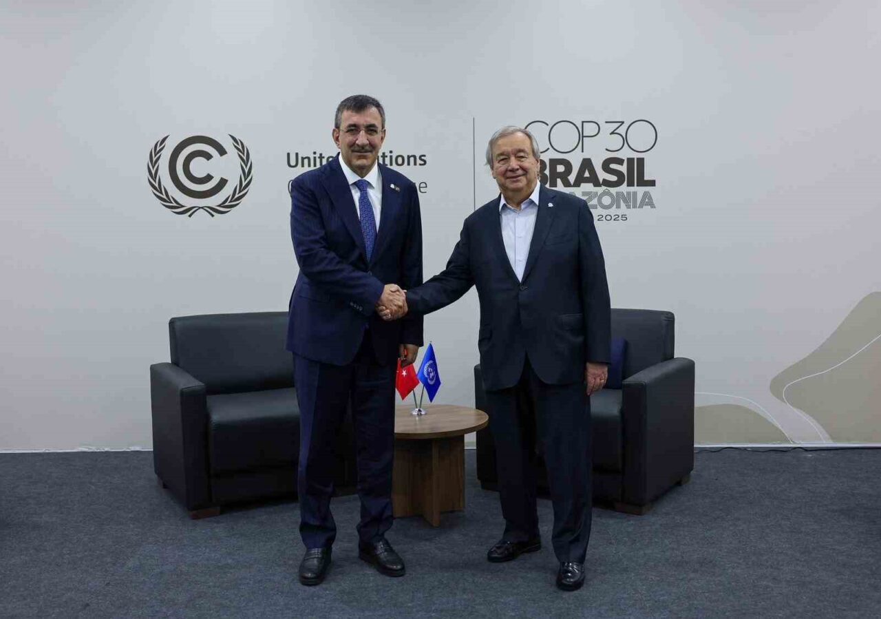 Cumhurbaşkanı Yardımcısı Cevdet Yılmaz, Brezilya'nın Belem kentinde BM Genel Sekreteri