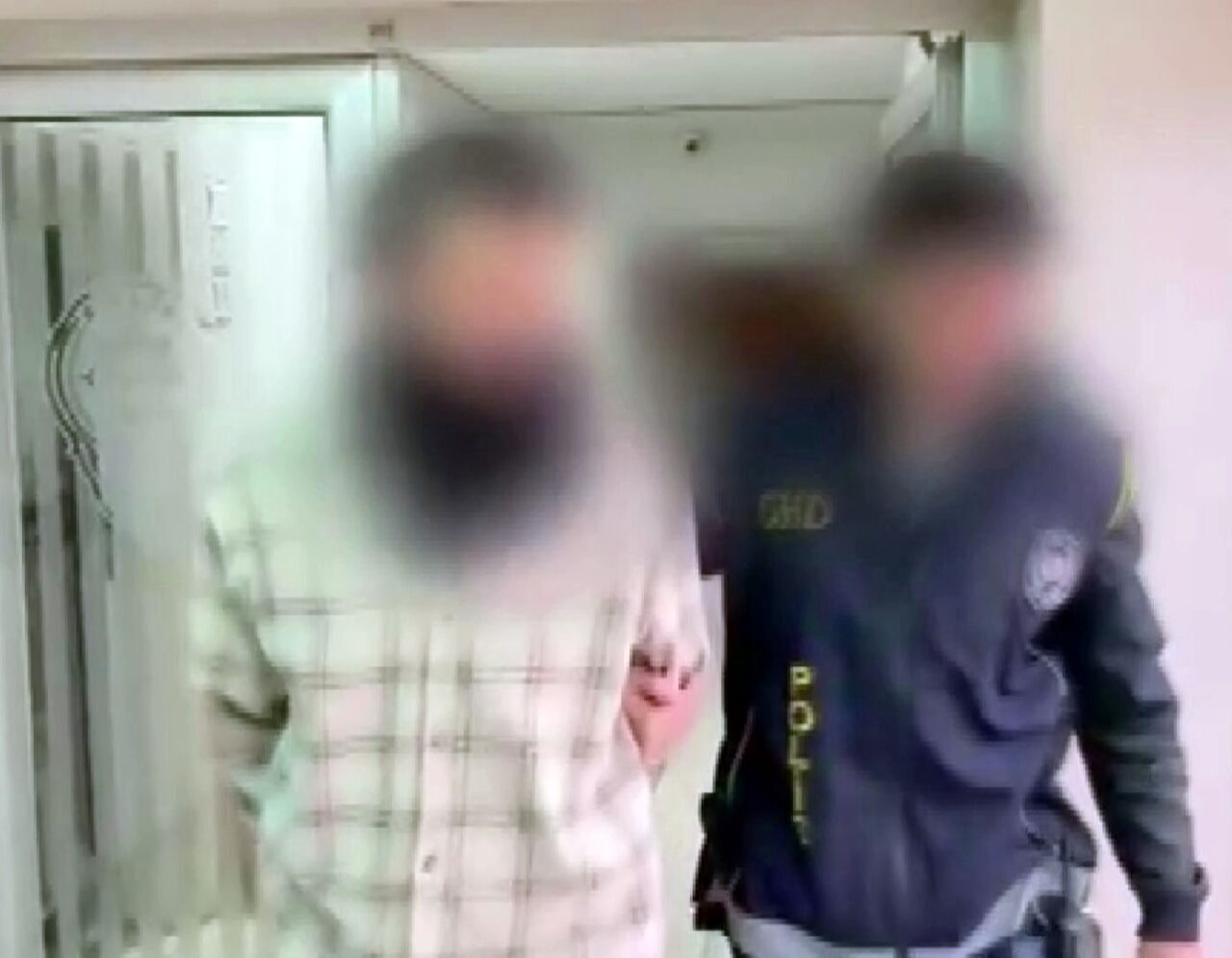 Sakarya'da polis, D-100 kara yolunda bir minibüste Afganistan uyruklu 7