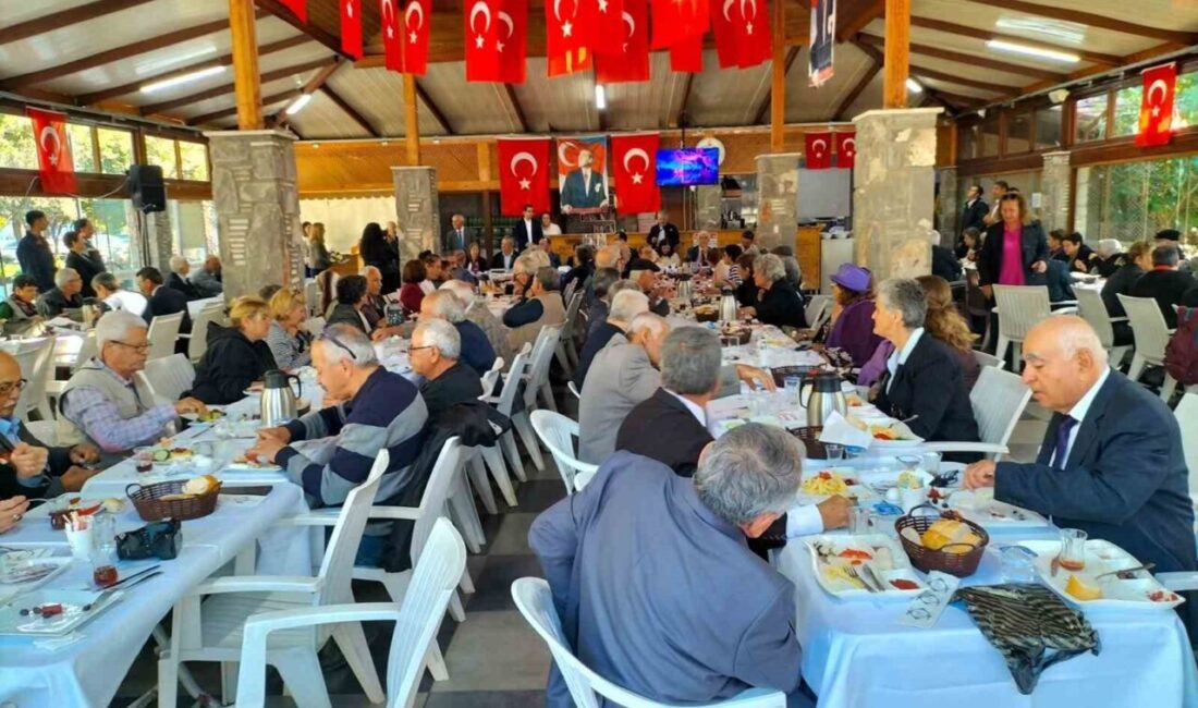 Muğla'nın Dalaman ilçesinde emekli öğretmenler için kahvaltı etkinliği düzenlendi. Saygı