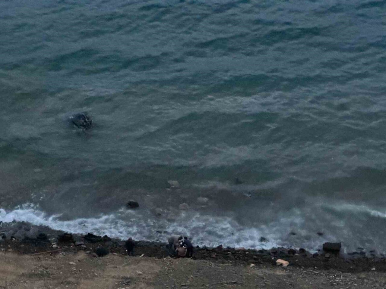 Muğla'nın Datça ilçesinde, Aktur yolu üzerinde direksiyon hakimiyetini kaybeden bir