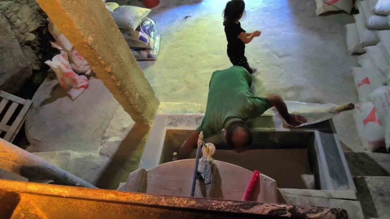 Erzurum'un Tortum ilçesindeki Pehlivanlı Mahallesi’nde yer alan tarihi su değirmeni,