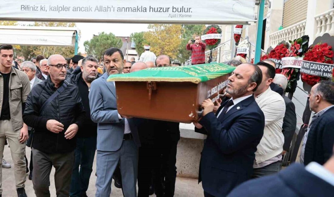 Cenk Öztürk’ün babası Mustafa Naci Öztürk, uzun süredir tedavi gördüğü