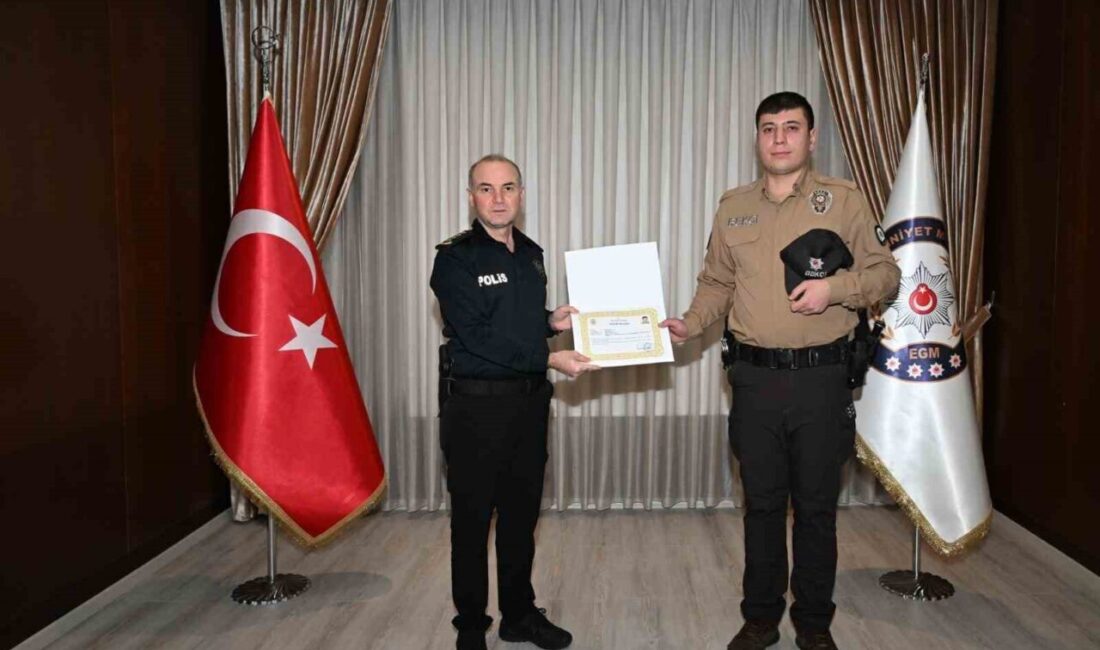 Denizli'de devriye sırasında çarşı ve mahalle bekçileri, 29 yıl 5