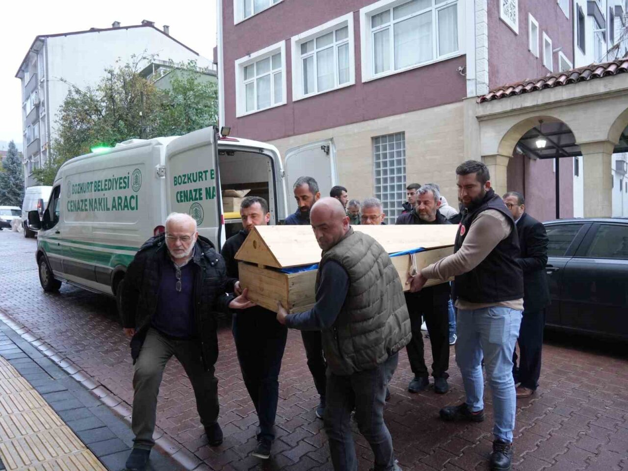 Kastamonu'nun Bozkurt ilçesinde, 2 Kasım'dan beri kayıp olan Huriye Helvacı