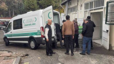 Gaziantep'te, Sanat ve Mesleki Eğitim Kursu'nda Türkçe öğretmeni Süleyman Sevinç