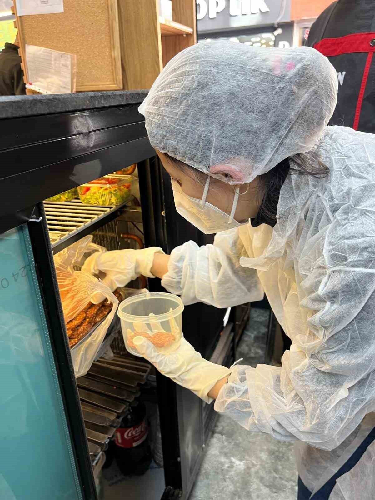 Devrek’te Gıda Güvenliği İçin Denetimler Sürüyor: İki İşletmeye Ceza Uygulanacak