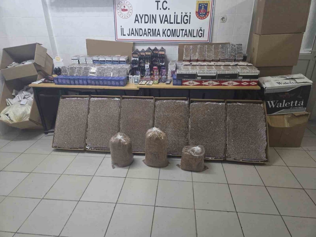 Didim ilçesinde jandarma, 1 milyon 400 bin TL değerinde kaçak