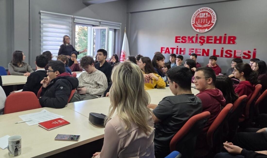 Eskişehir’de Öğrencilere ‘Dijital Farkındalık ve Siber Güvenlik’ Eğitimi Verildi Eskişehir'deki Fatih Fen Lisesi ve İl Milli Eğitim Yeğitek Şubesi,