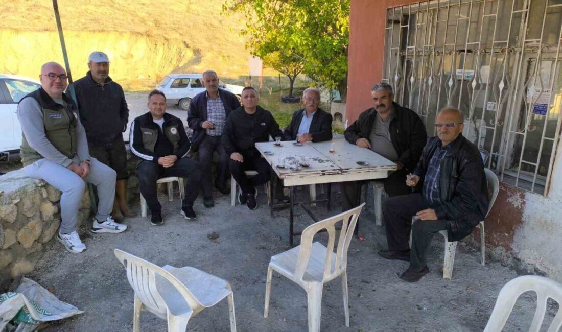 Afyonkarahisar'ın Dinar ilçesinde, İlçe Tarım ve Orman Müdürlüğü ekipleri tarafından