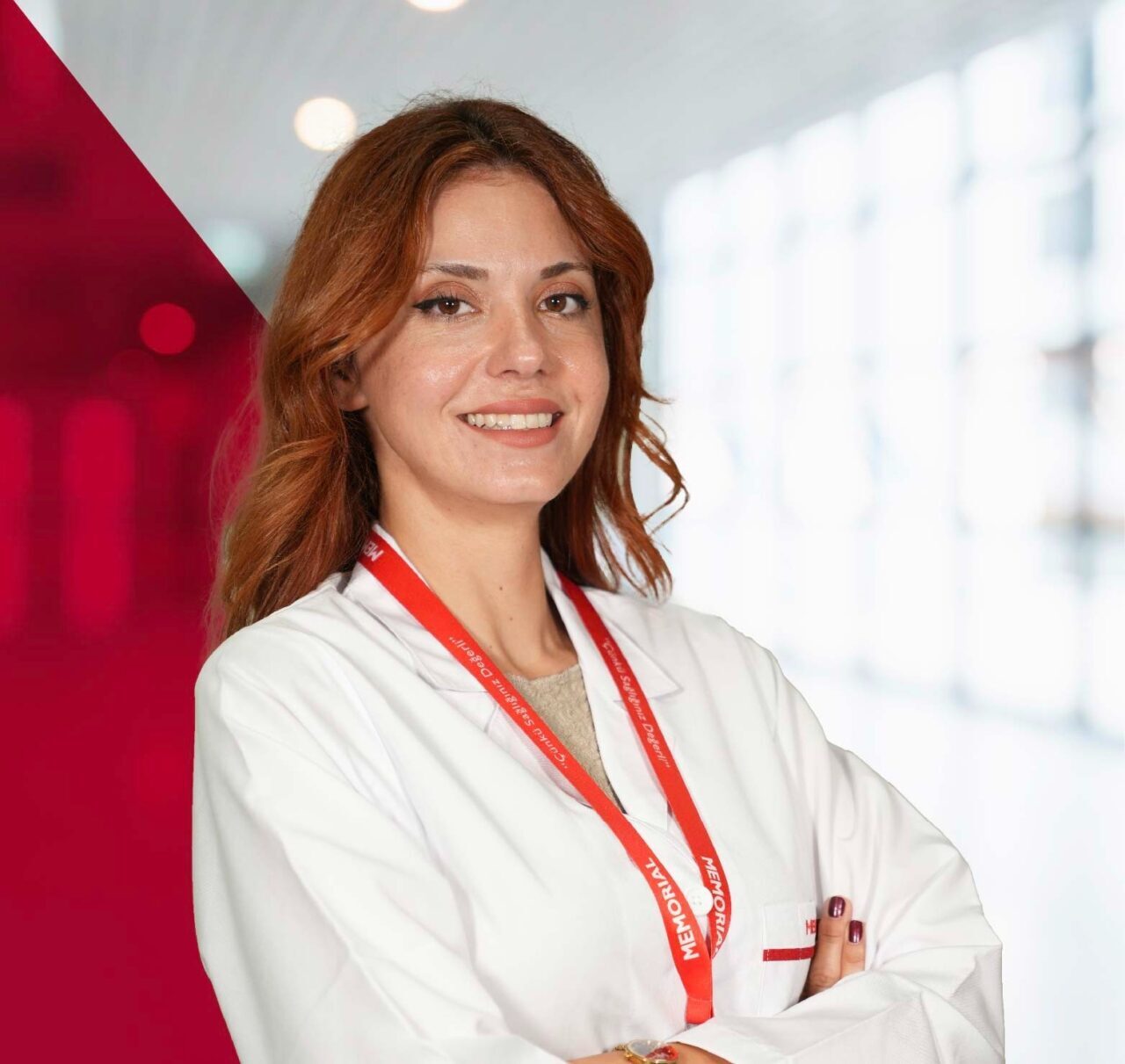 Memorial Bodrum Hastanesi'nden Diş Hekimi İrem Merve Özbek, sürekli ağız