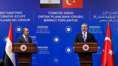 Dışişleri Bakanı Hakan Fidan, Mısır Dışişleri Bakanı Bedir Abdulati ile