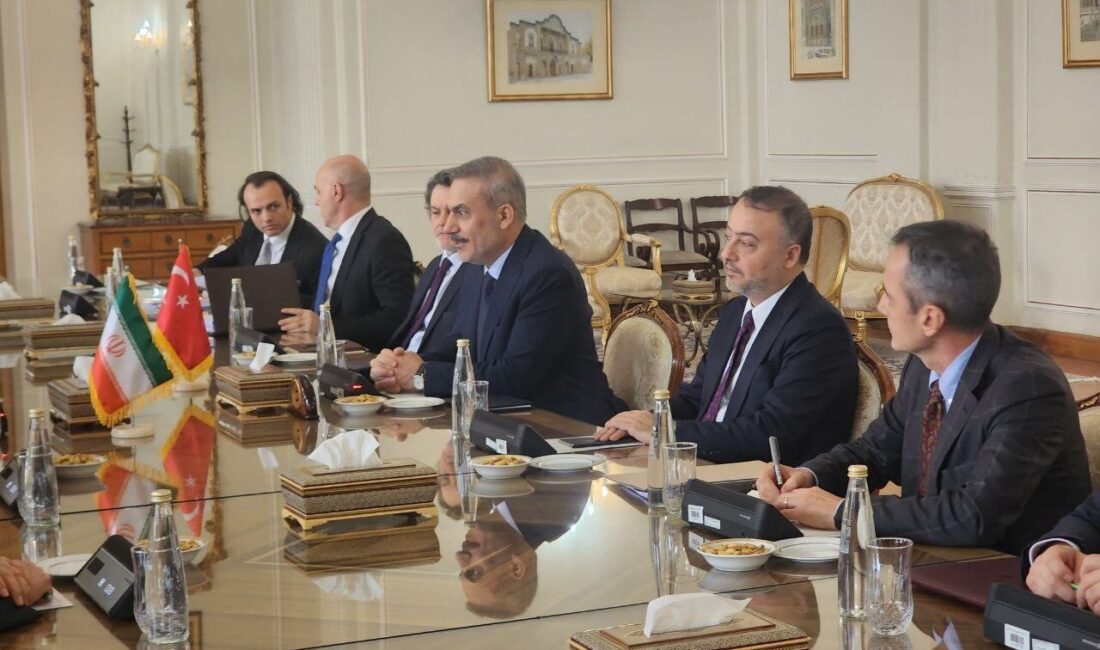 Dışişleri Bakanı Hakan Fidan, Tahran'da İranlı mevkidaşı Abbas Arakçi ile