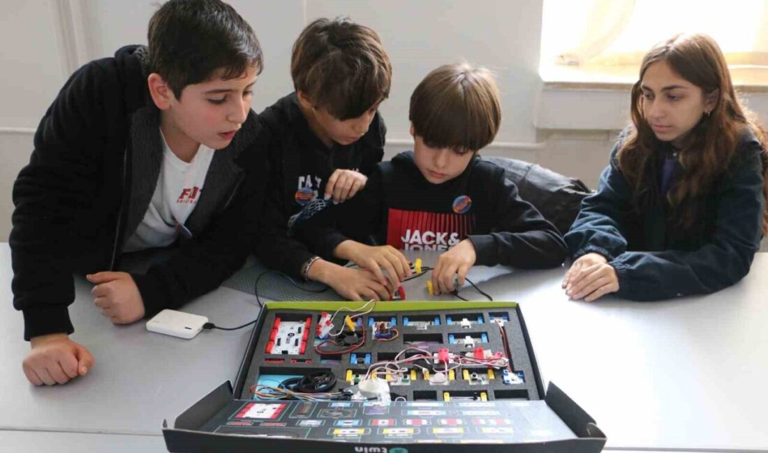 Diyarbakır'da Karacadağ Kalkınma Ajansı ve Dicle Üniversitesi iş birliğiyle düzenlenen