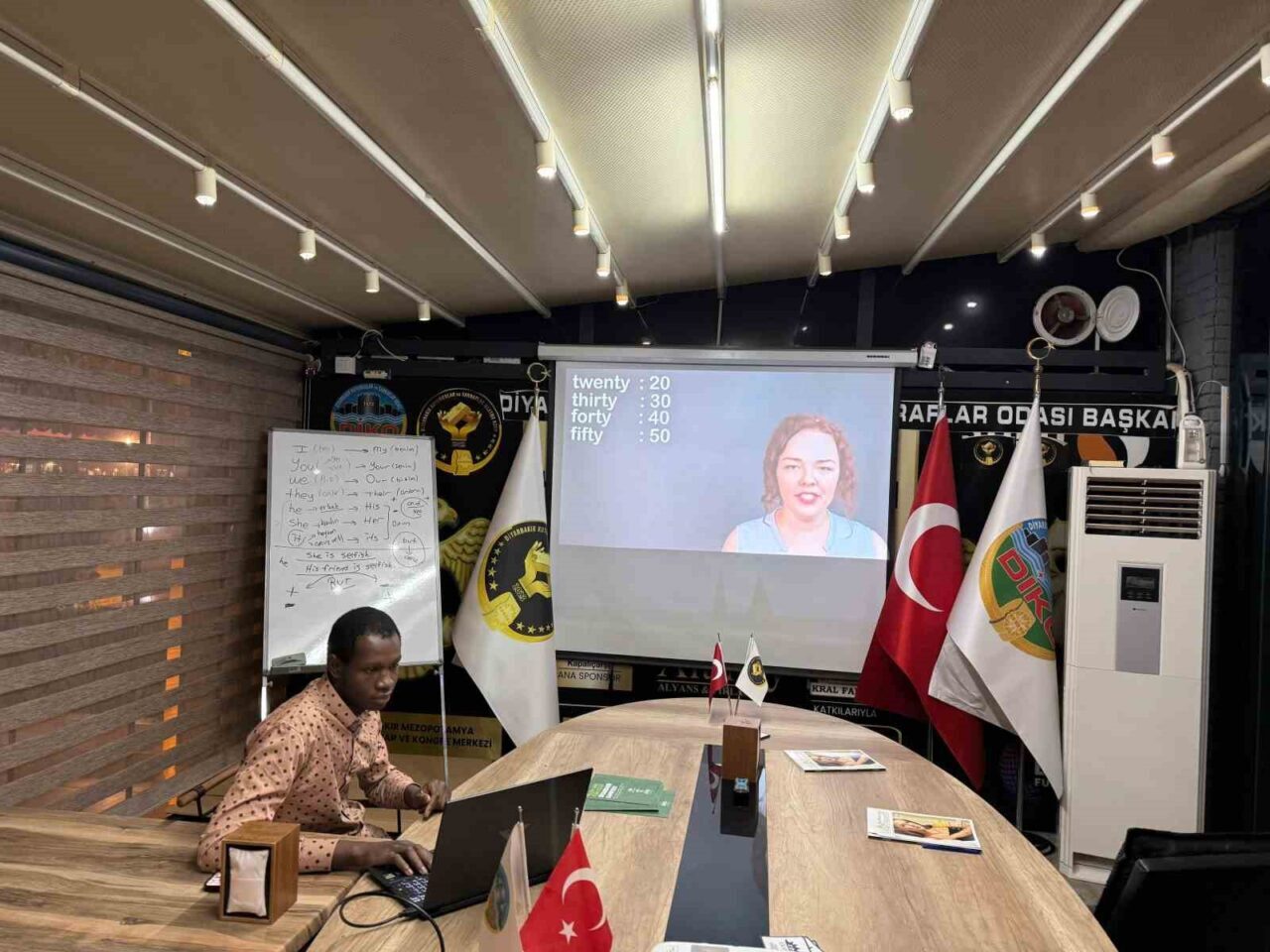 Mehmet Yüksel, Diyarbakır Kuyumcular ve Sarraflar Odası Başkanı olarak, esnaf