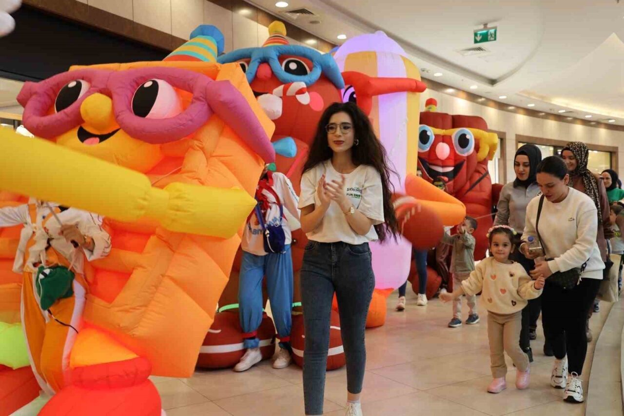 Diyarbakır'daki Ceylan Karavil Park Alışveriş Merkezi, 22 Kasım - 1