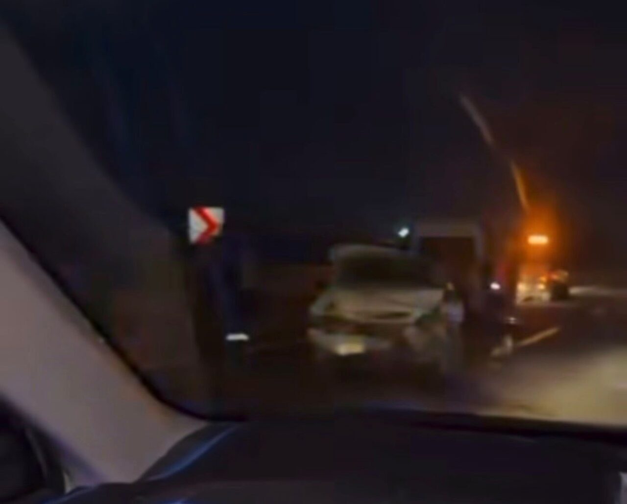 Diyarbakır'da dün akşam gerçekleşen iki farklı trafik kazasında toplamda 4