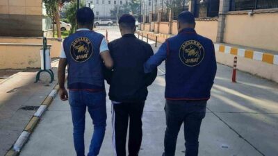 Diyarbakır'da Jandarma Suç Araştırma Timleri (JASAT), yürüttüğü operasyonda 82 kişiyi