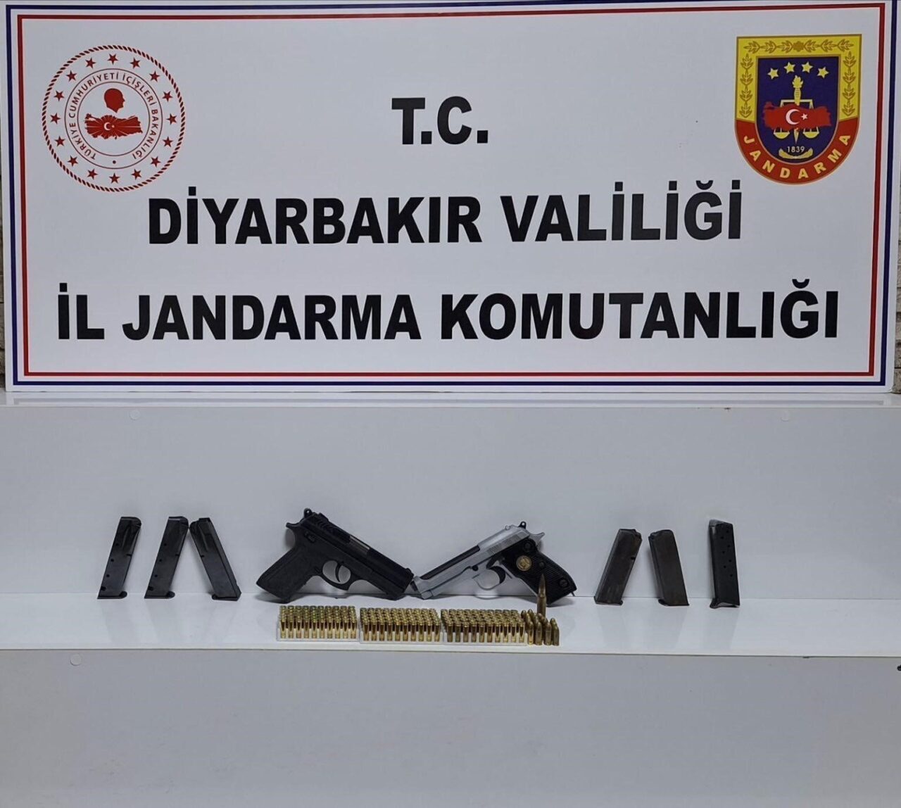 Diyarbakır'da Jandarma Suç Araştırma Timi (JASAT), 3-5 Kasım tarihleri arasında