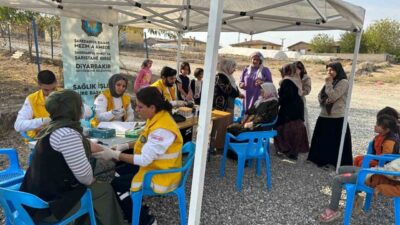 Diyarbakır Büyükşehir Belediyesi, Bismil ilçesinin Güzelköy Mahallesi'nde sağlık taraması düzenledi.