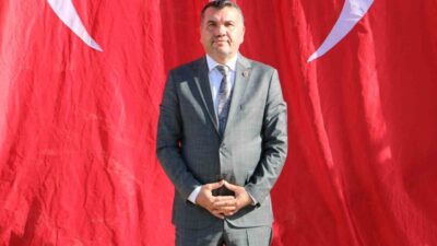 MHP Diyarbakır Sur İlçe Başkanı Şakir Erdin, esnaf ve vatandaşlarla