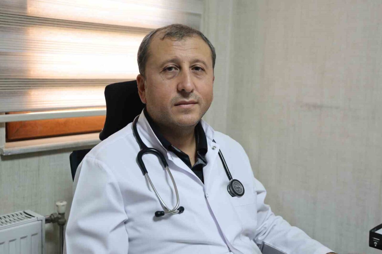 Doç. Dr. Ersin Şükrü Erden, akciğer kanserinin en büyük riskinin