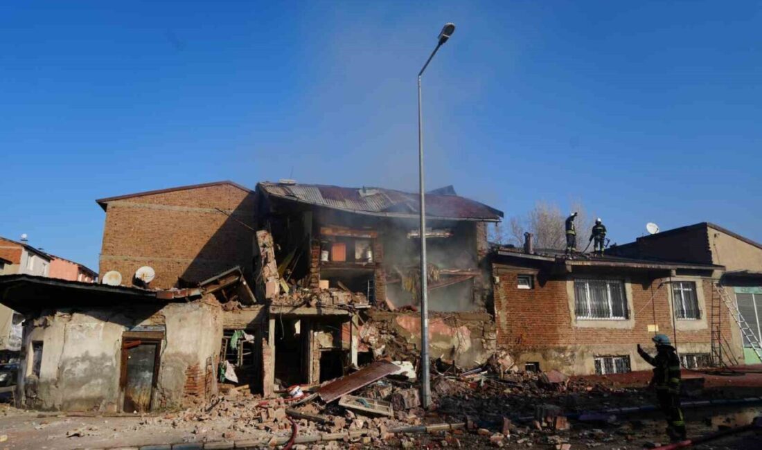 Erzurum’da Doğalgaz Patlaması Nedeniyle Soruşturma Açıldı Erzurum'un Yakutiye ilçesinde sabah saatlerinde meydana gelen doğalgaz patlamasıyla ilgili