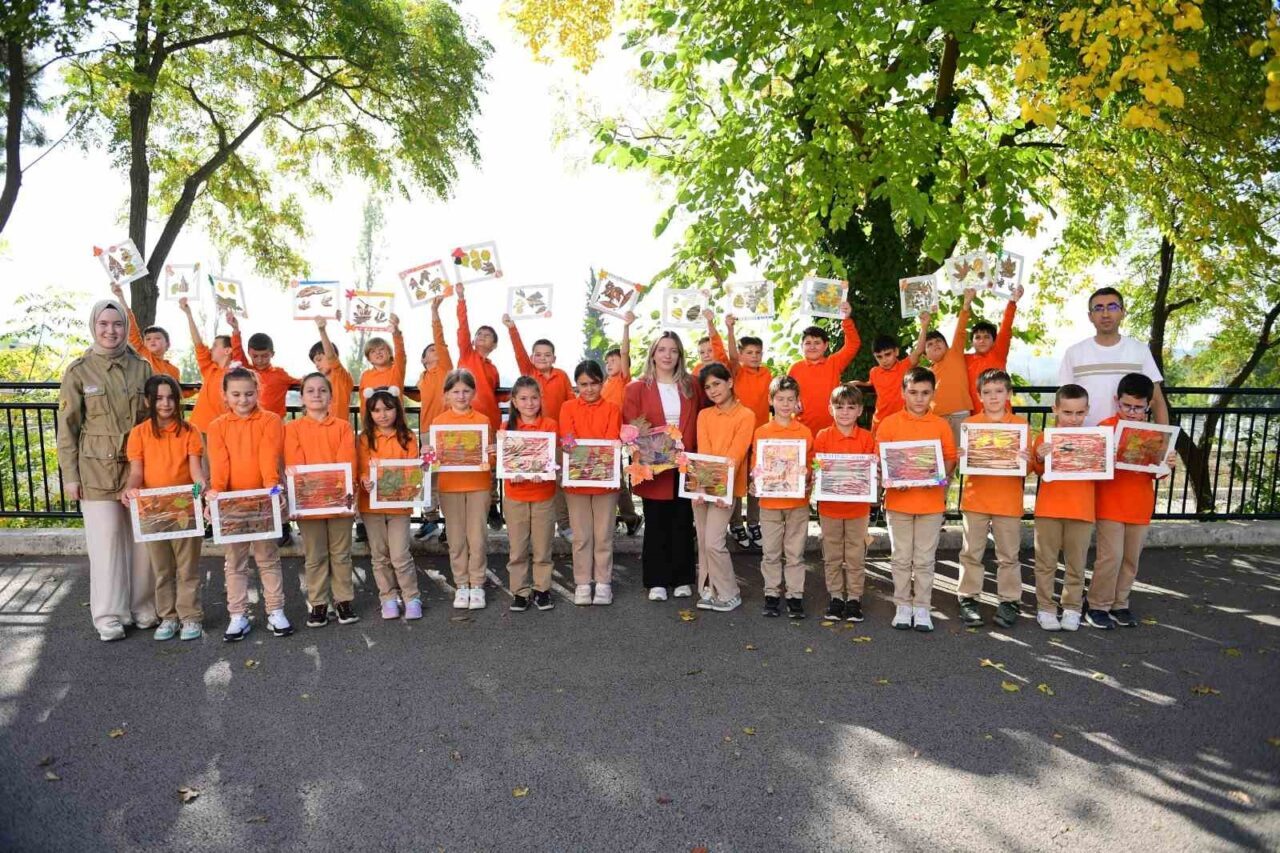 Osmangazi Belediyesi, Sonbahar Etkinliği ile Öğrencilerde Doğa Bilincini Artırıyor