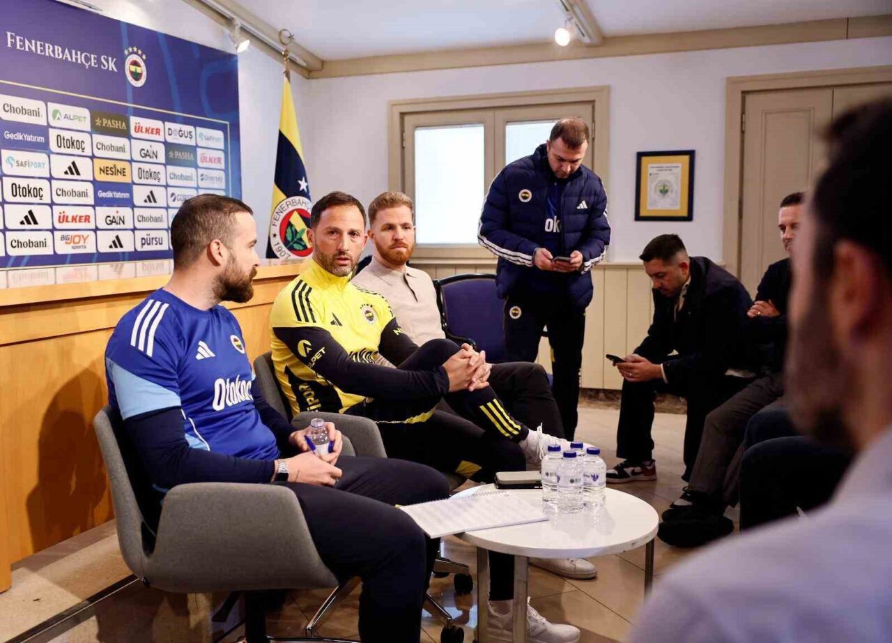 Fenerbahçe Teknik Direktörü Domenico Tedesco, takımın performansındaki artışın tüm staffın
