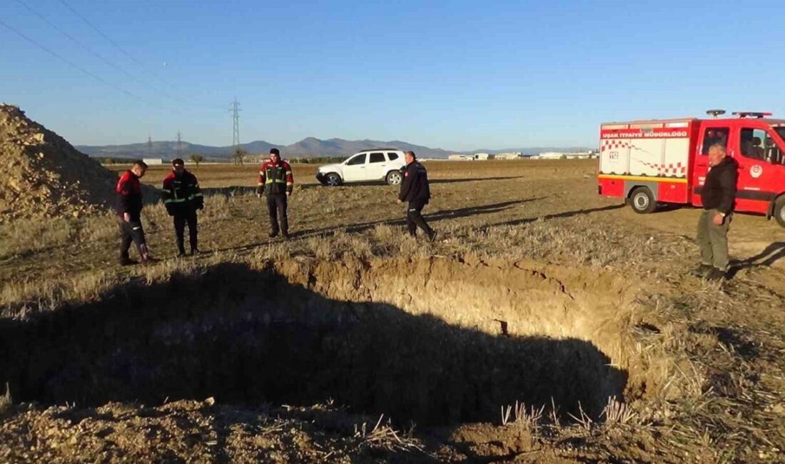 Uşak’ta Çukura Düşen Keçi, İtfaiye Ekiplerinin Çabalarıyla Kurtarıldı Uşak'ta bir çiftçi, dört metre derinliğindeki çukura düşen keçisini kurtarmak