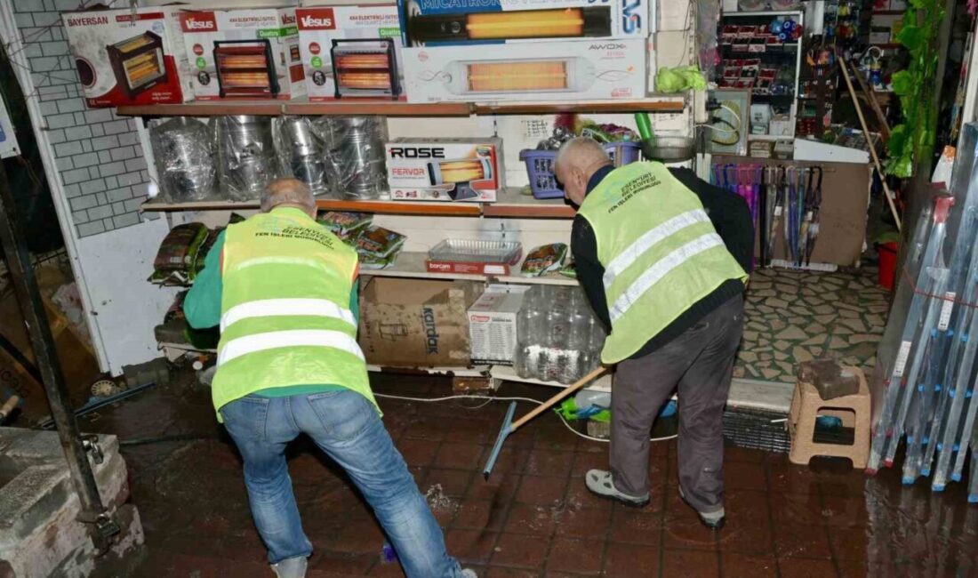 Esenyurt Belediyesi, Yağışların Etkisiyle Oluşan Su Baskınlarını Önlemek İçin Temizlik Çalışmalarını Sürdürüyor Esenyurt Belediyesi, son yağışlar sonrası yaşanan su baskınlarına karşı temizlik